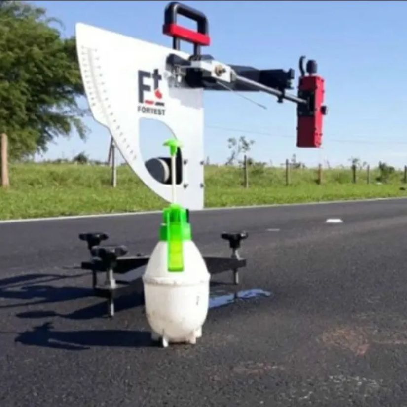 Medindo a Aderência em Pavimentos com o Ensaio de Pêndulo Britânico.